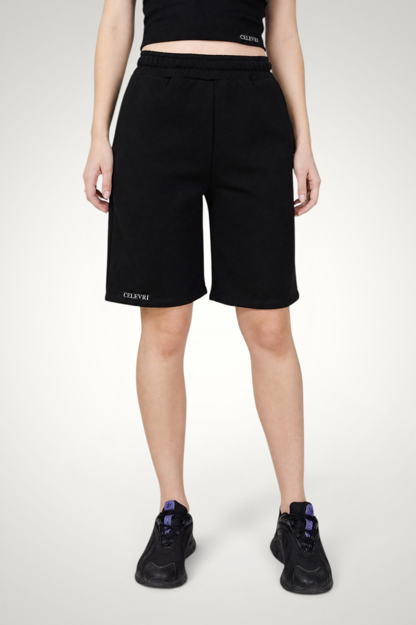 Pantaloni scurți din bumbac premium cu buzunare la spate | CELEVRI 3 Pantaloni scurti dama cu buzunare la spate